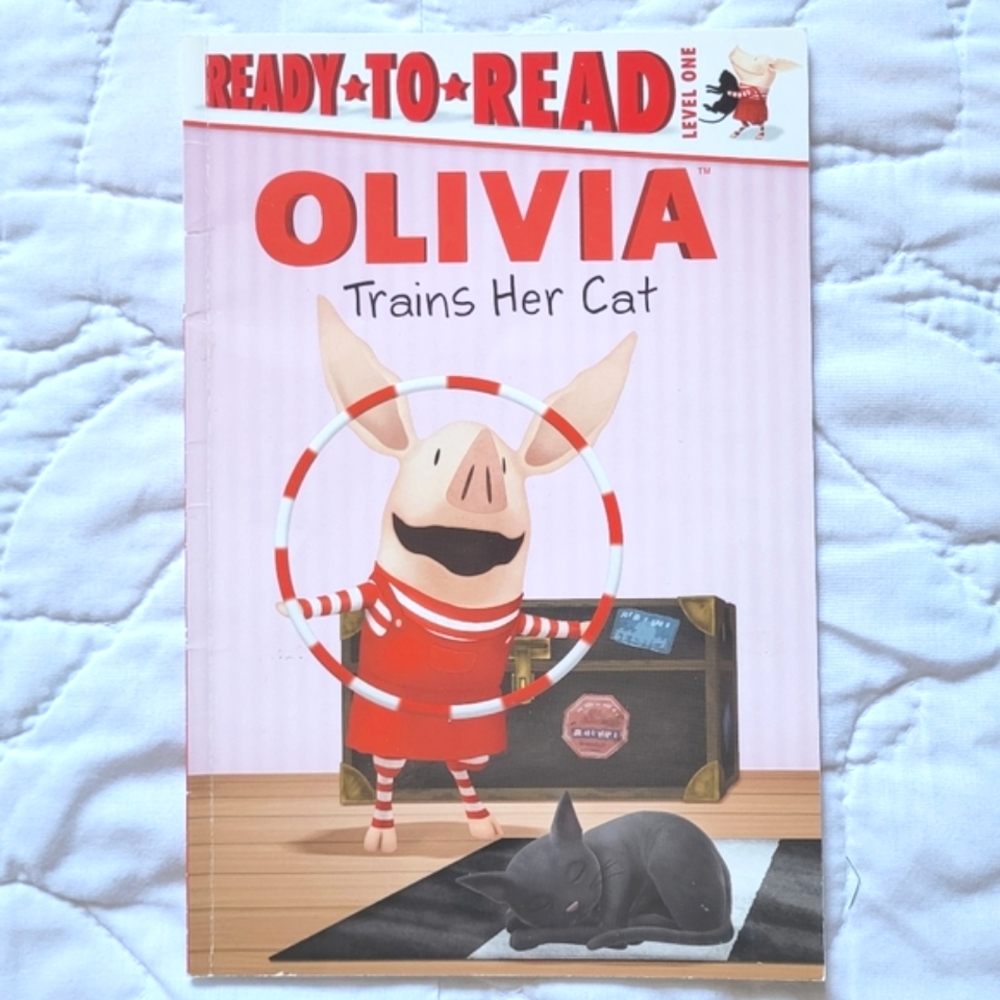 3/$15 🌸 Olivia: Olivia Trains Her Cat